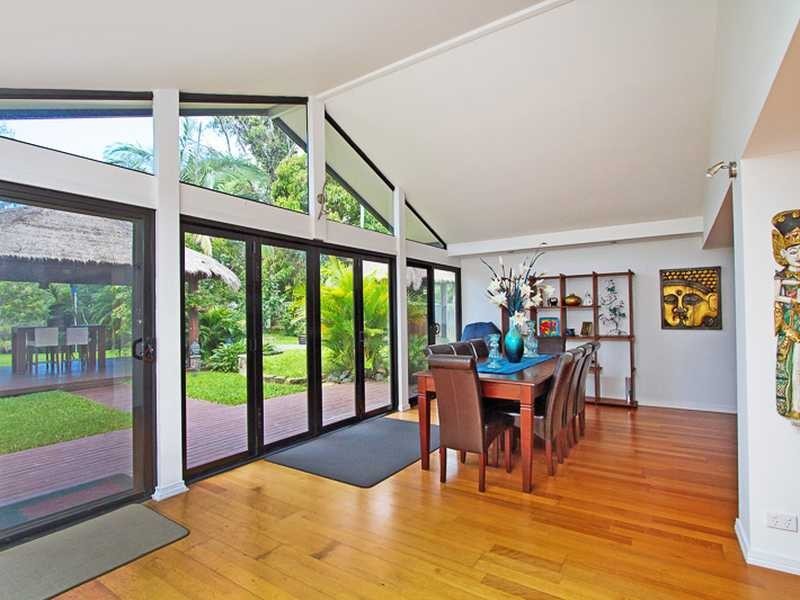 8 Tierney Drive, Currumbin Waters QLD 4223