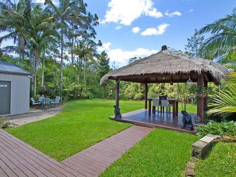 8 Tierney Drive, Currumbin Waters QLD 4223