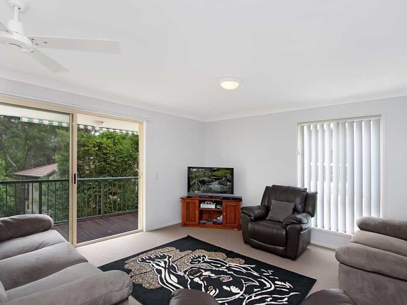 29/15 Simpsons Road, Elanora QLD 4221