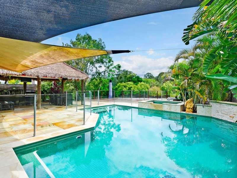 16 Chestnut Street, Elanora QLD 4221