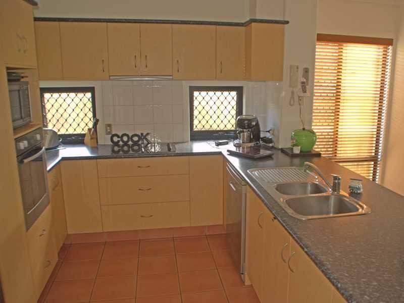 1/31 Second Avenue, Palm Beach QLD 4221