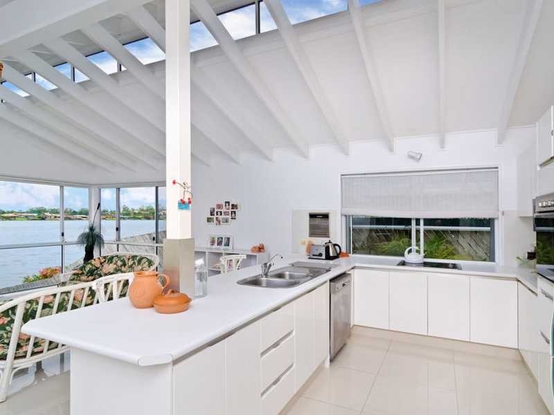 33 Acron Street, Elanora QLD 4221