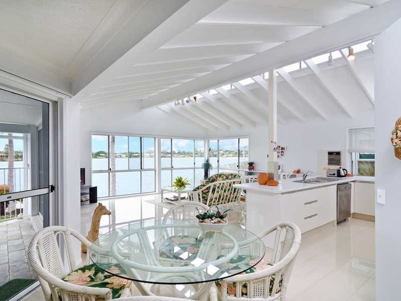 33 Acron Street, Elanora QLD 4221