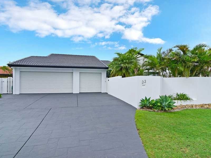 33 Acron Street, Elanora QLD 4221