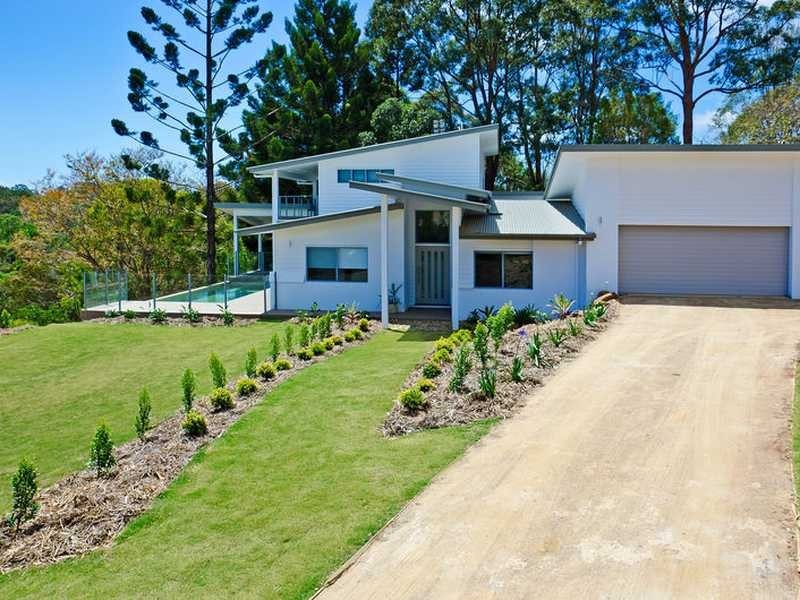16 Westminster Boulevarde, Elanora QLD 4221