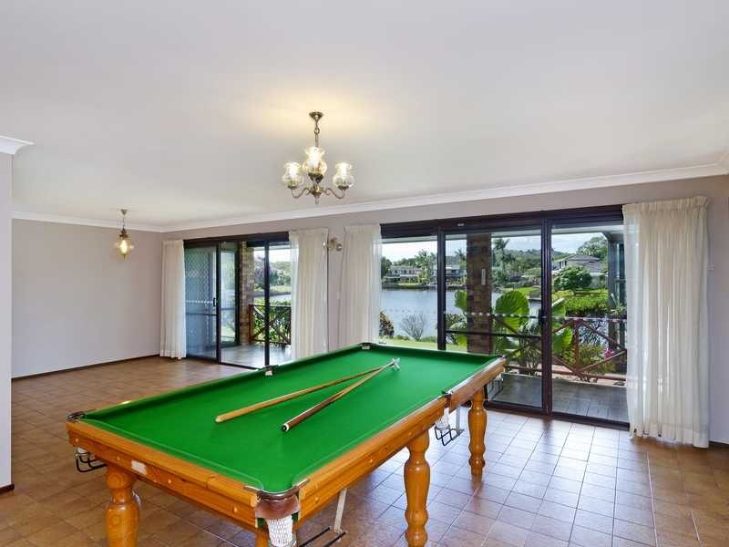 6 Spinnaker Court, Currumbin Waters QLD 4223