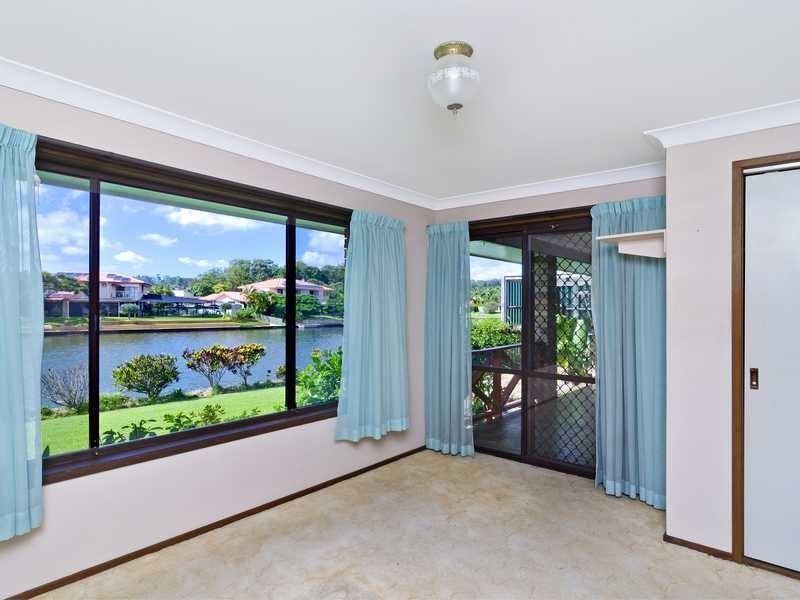 6 Spinnaker Court, Currumbin Waters QLD 4223