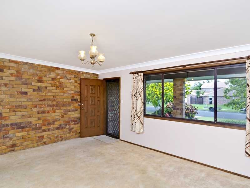6 Spinnaker Court, Currumbin Waters QLD 4223