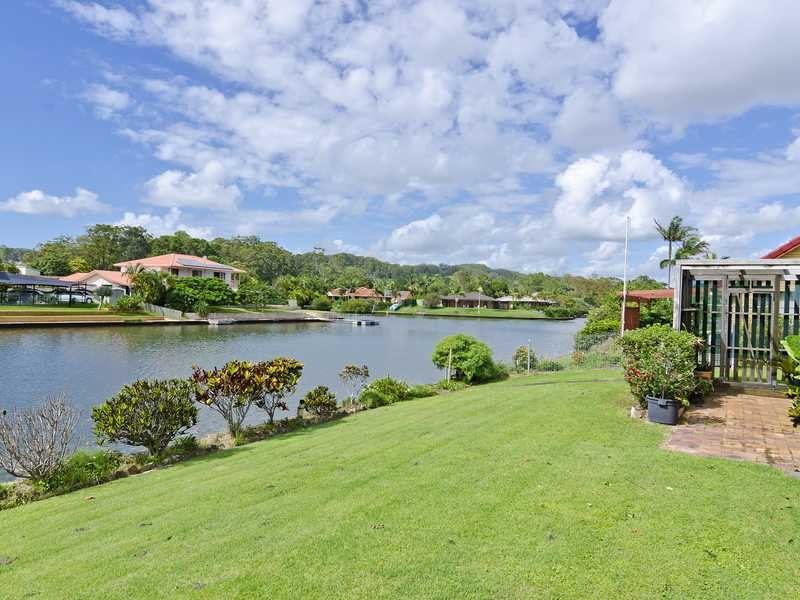 6 Spinnaker Court, Currumbin Waters QLD 4223