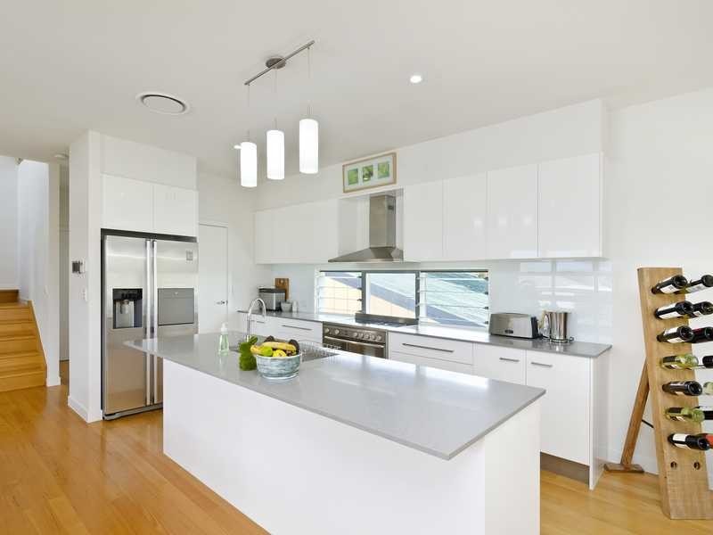 2/1433 Gold Coast Highway, Palm Beach QLD 4221