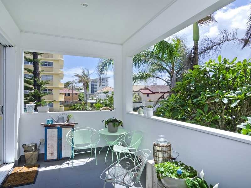 2/1433 Gold Coast Highway, Palm Beach QLD 4221