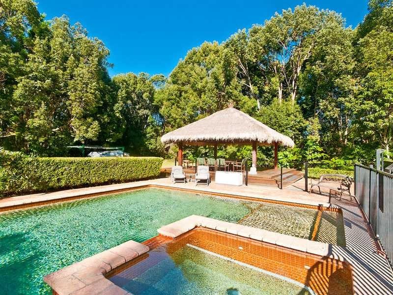 4 Cockatiel Place, Currumbin Waters QLD 4223