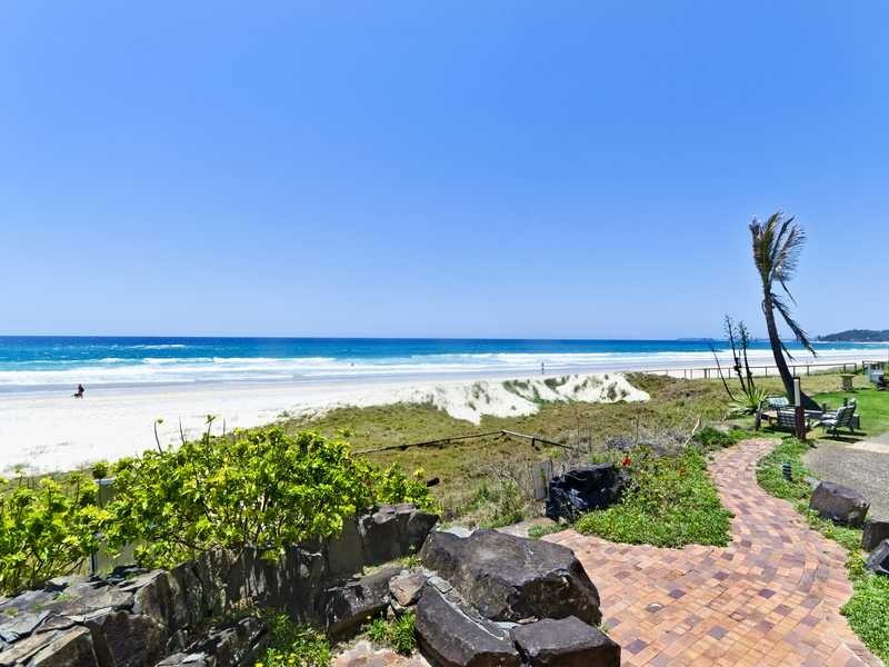 1/354 The Esplanade, Palm Beach QLD 4221