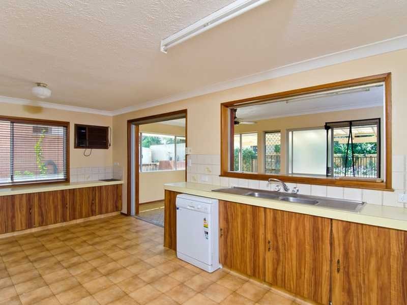 13 Tatha Avenue, Palm Beach QLD 4221