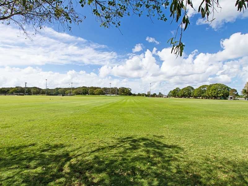 130 Melaleuca Drive, Palm Beach QLD 4221