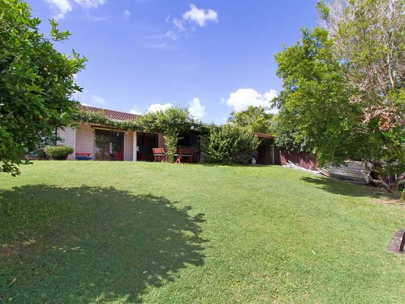 130 Melaleuca Drive, Palm Beach QLD 4221