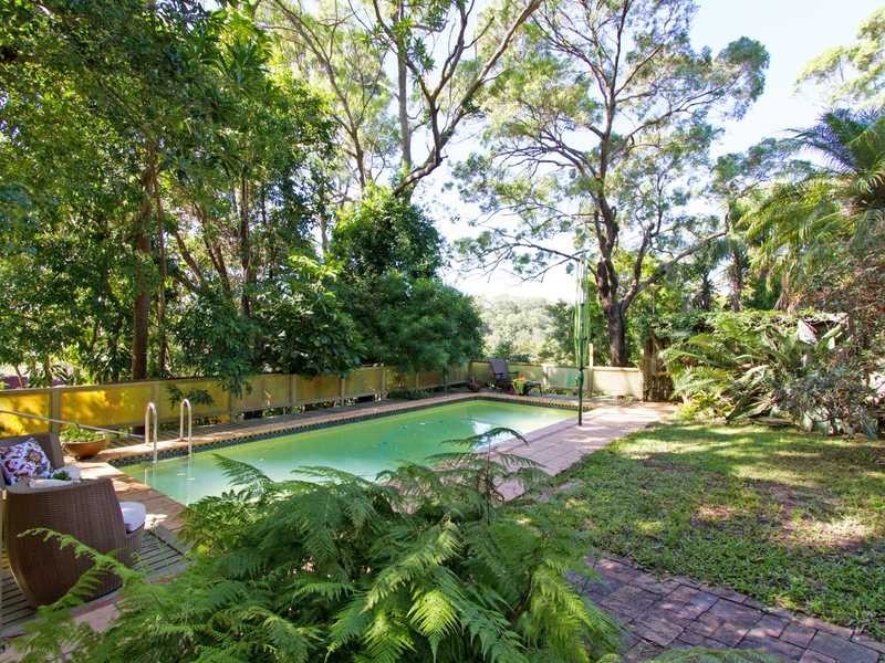 12 Domain Road, Currumbin QLD 4223
