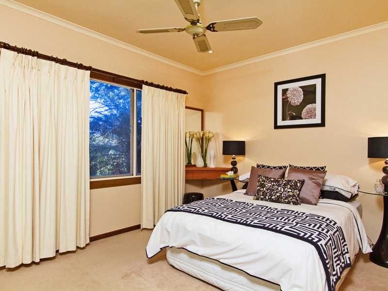 12 Domain Road, Currumbin QLD 4223