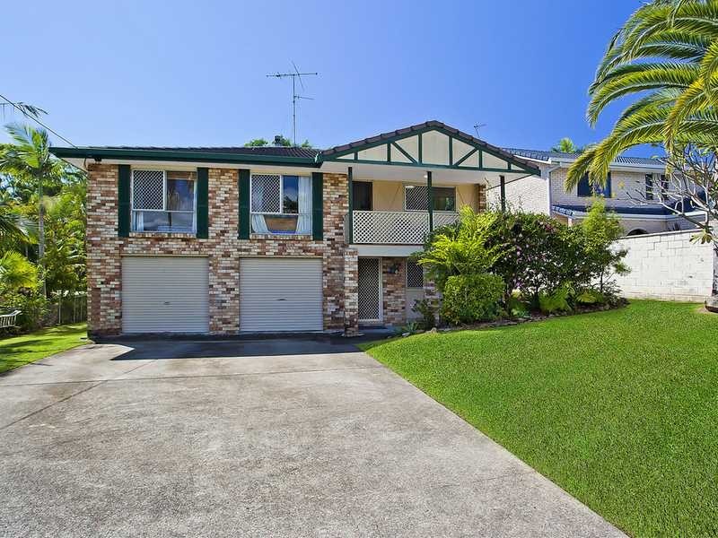 6 Vista Street, Elanora QLD 4221