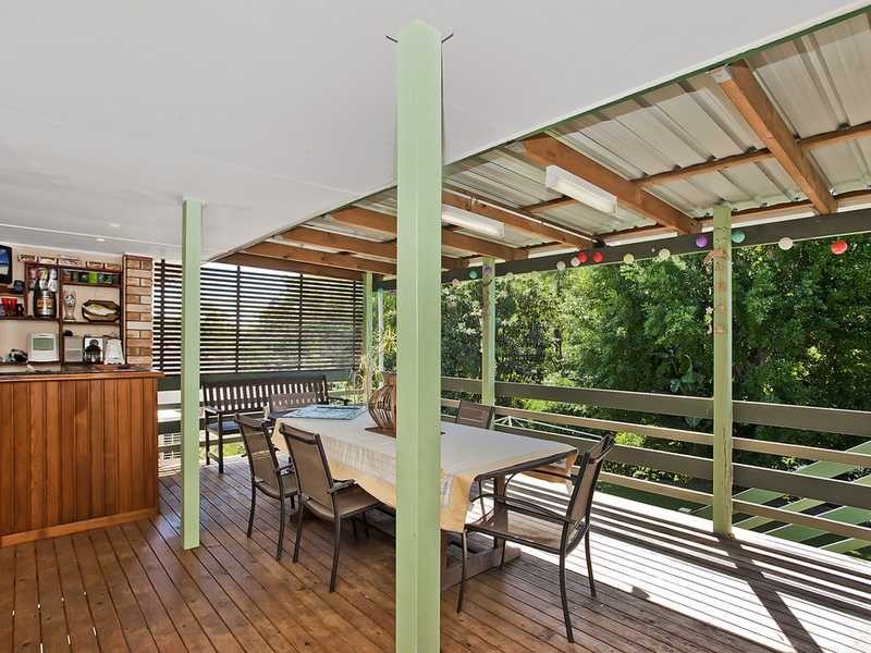 6 Vista Street, Elanora QLD 4221