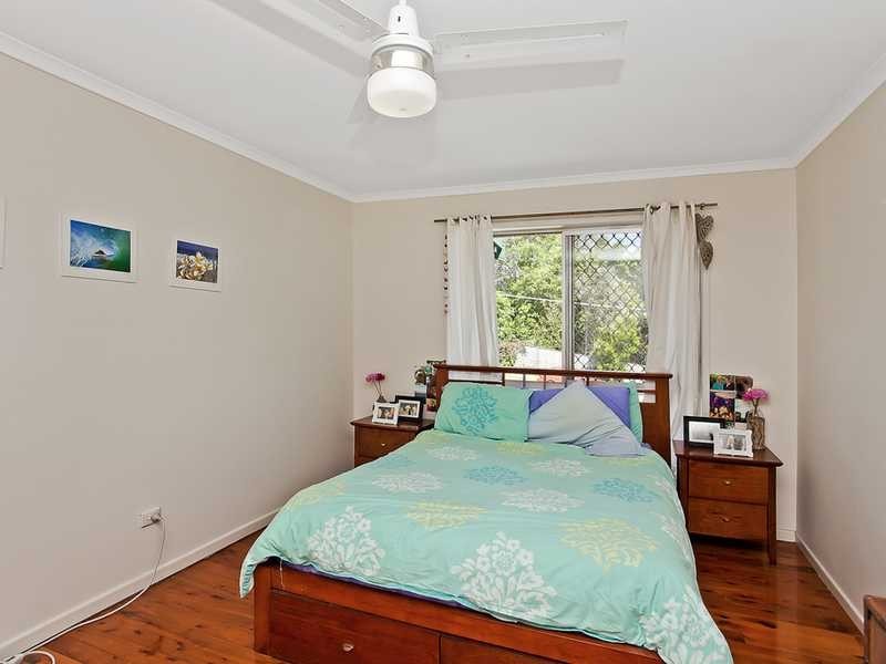 6 Vista Street, Elanora QLD 4221