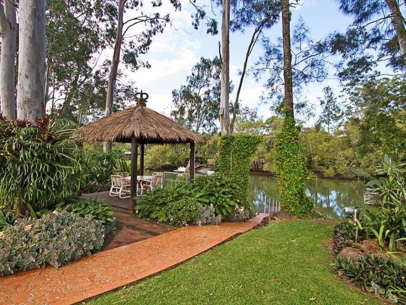 44 Whitsunday Drive, Currumbin Waters QLD 4223