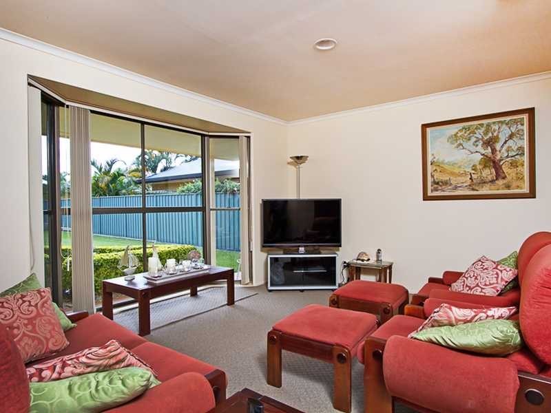44 Whitsunday Drive, Currumbin Waters QLD 4223