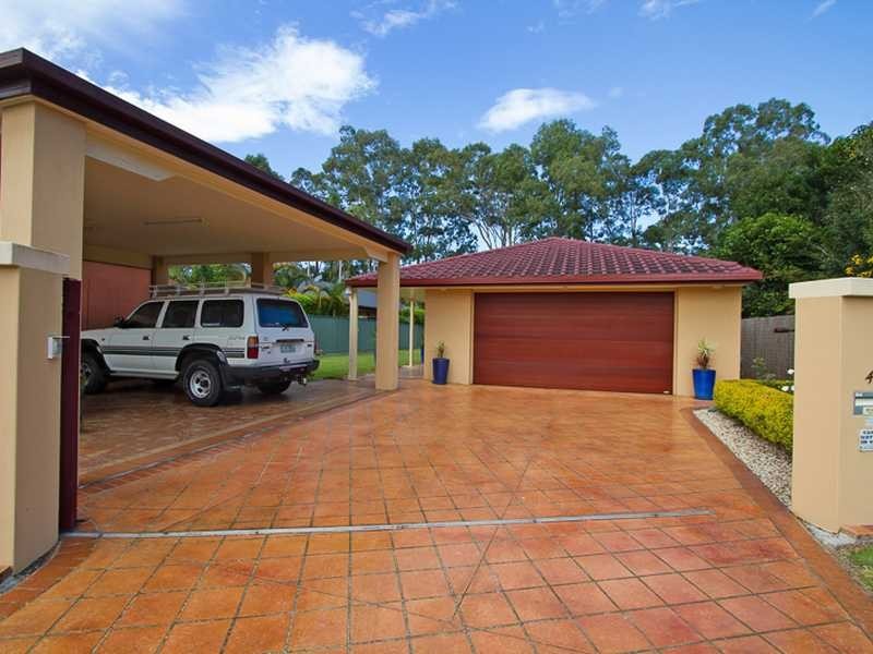 44 Whitsunday Drive, Currumbin Waters QLD 4223