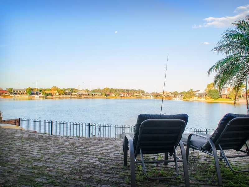 37 Diplacus Drive, Palm Beach QLD 4221