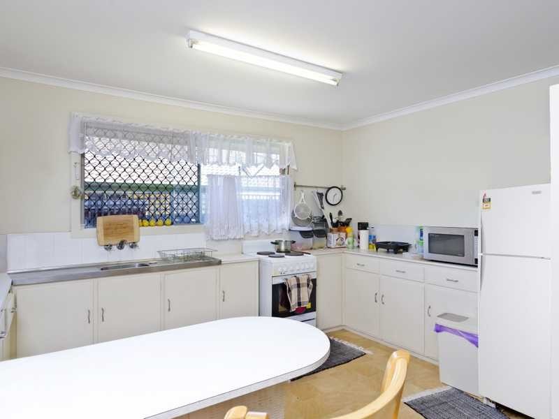 2 Koombala Street, Tugun QLD 4224