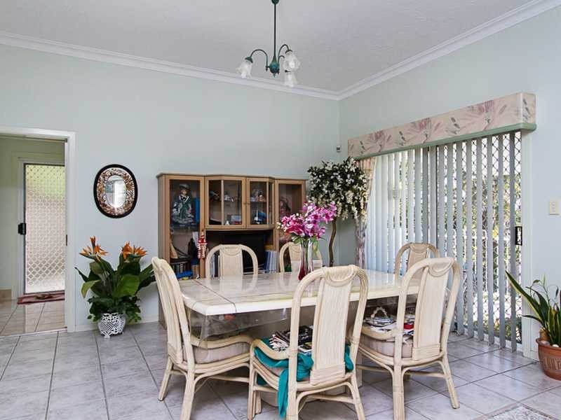 4 Serafini Court, Elanora QLD 4221