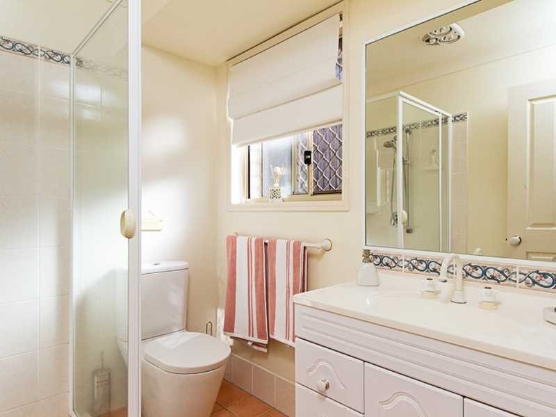 17 Bidwill Court, Elanora QLD 4221