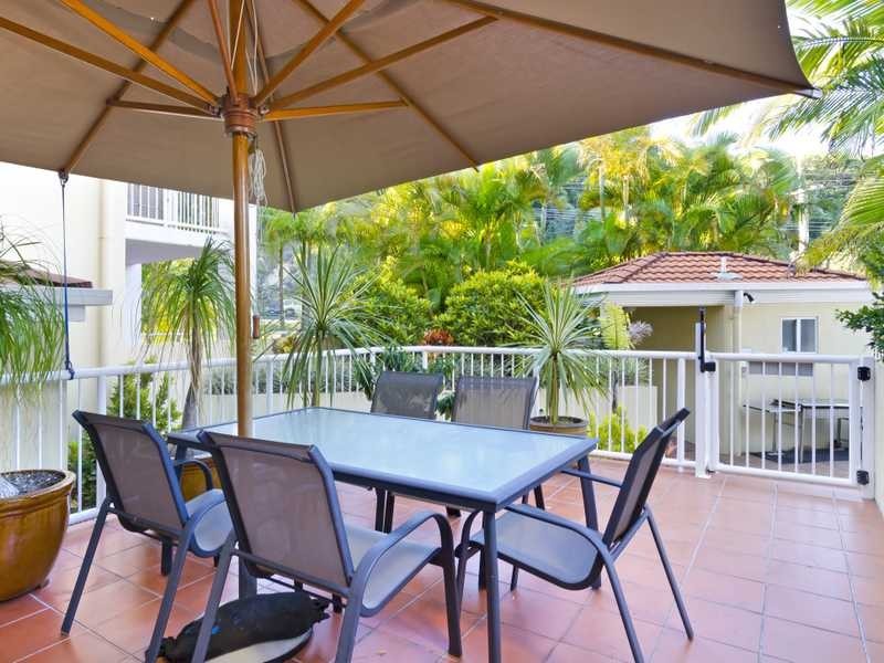 3/16 Djerral Avenue, Burleigh Heads QLD 4220