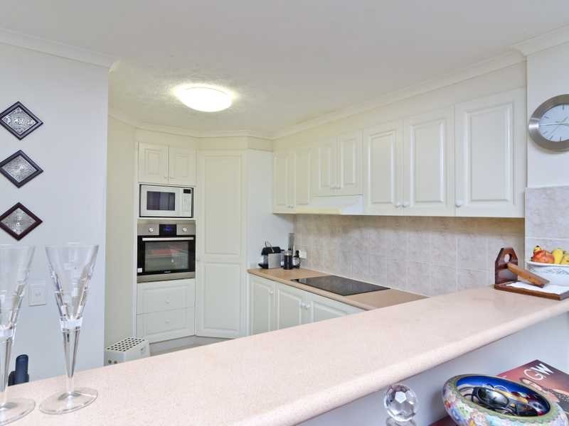 3/16 Djerral Avenue, Burleigh Heads QLD 4220