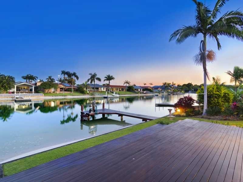 4 Kingfish Court, Palm Beach QLD 4221
