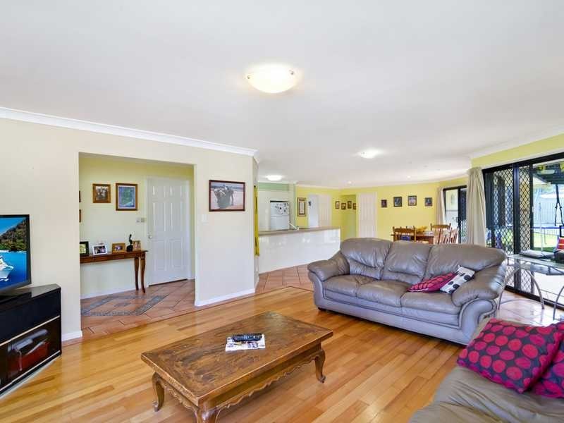 6 Mollys Place, Currumbin Waters QLD 4223