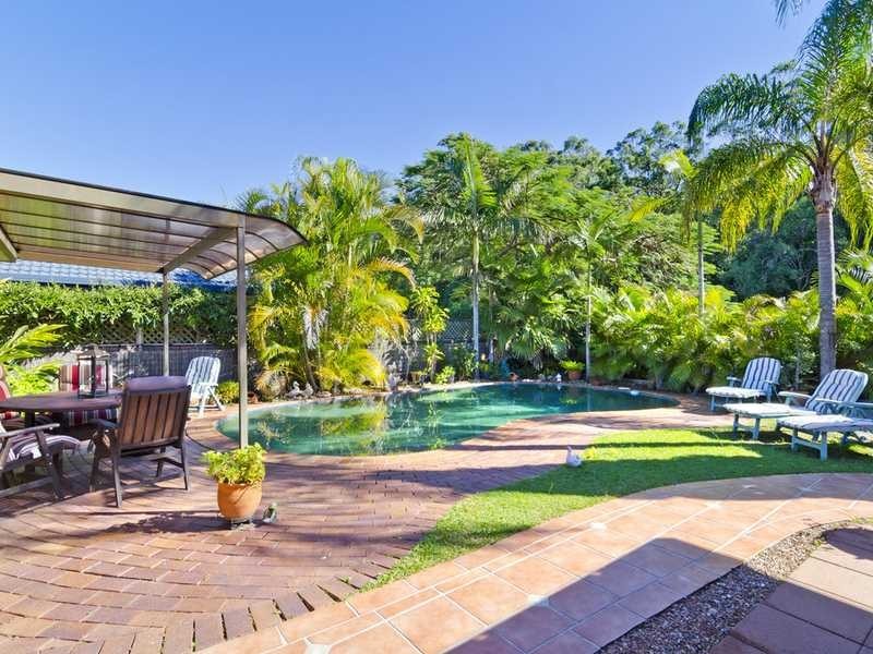 200 Tallebudgera Drive, Palm Beach QLD 4221