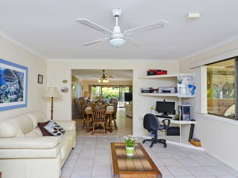 200 Tallebudgera Drive, Palm Beach QLD 4221