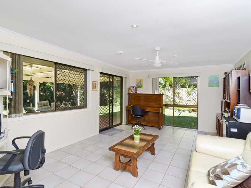 200 Tallebudgera Drive, Palm Beach QLD 4221