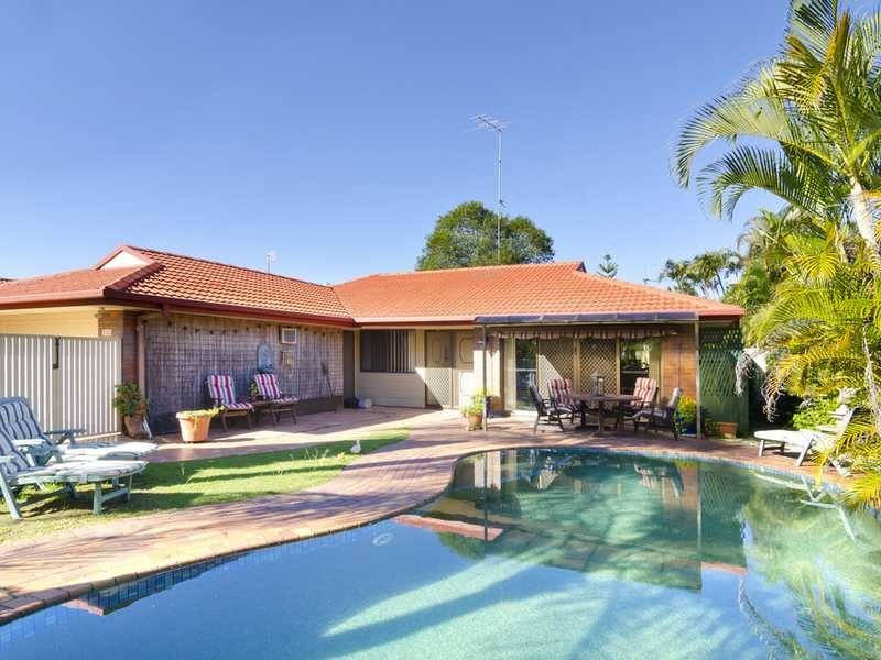 200 Tallebudgera Drive, Palm Beach QLD 4221