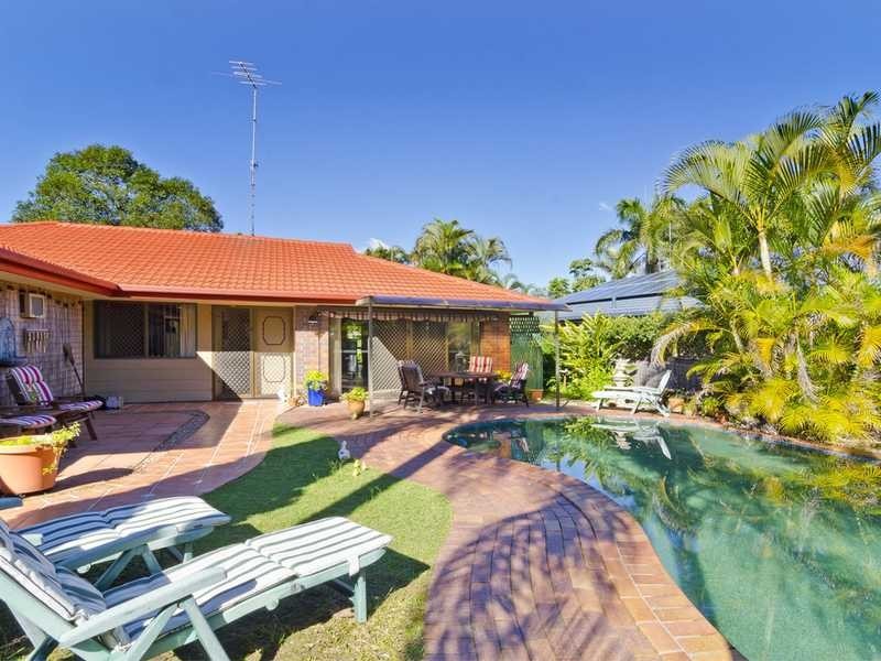 200 Tallebudgera Drive, Palm Beach QLD 4221