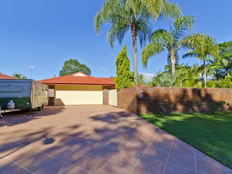 200 Tallebudgera Drive, Palm Beach QLD 4221