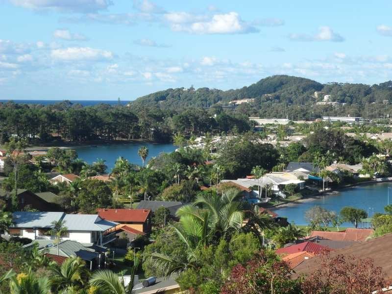 26 Foothill Street, Elanora QLD 4221