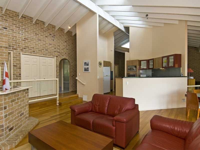 26 Foothill Street, Elanora QLD 4221