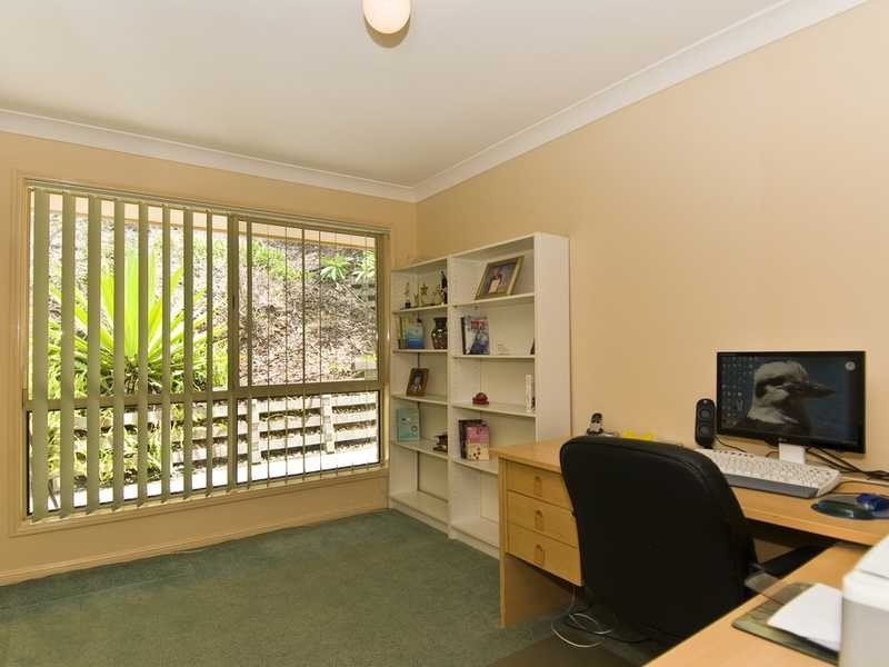 26 Foothill Street, Elanora QLD 4221