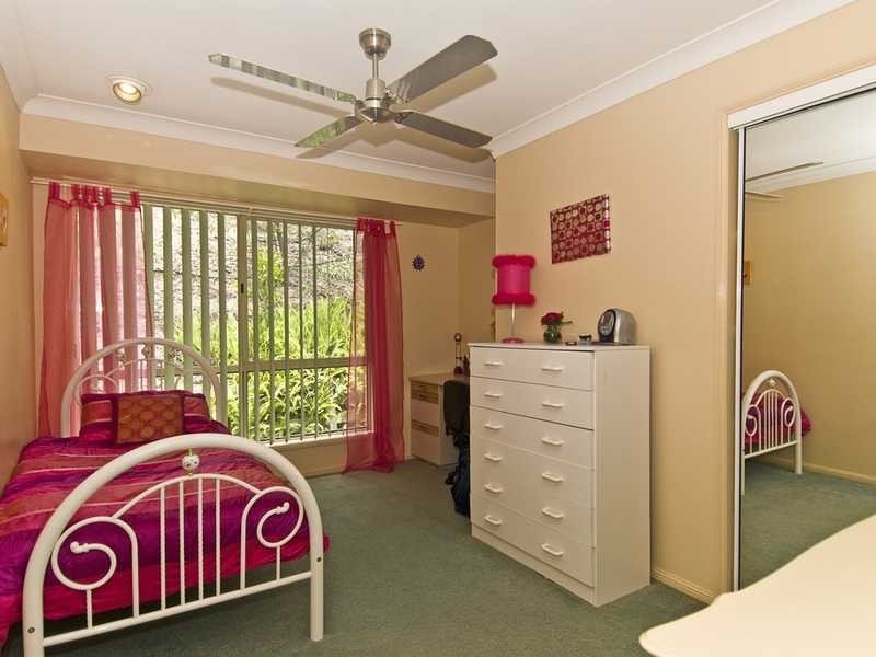 26 Foothill Street, Elanora QLD 4221