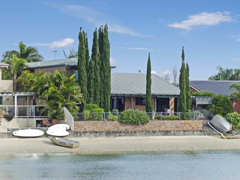13 Dogwood Drive, Palm Beach QLD 4221