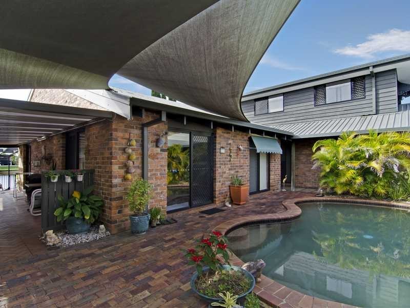 13 Dogwood Drive, Palm Beach QLD 4221