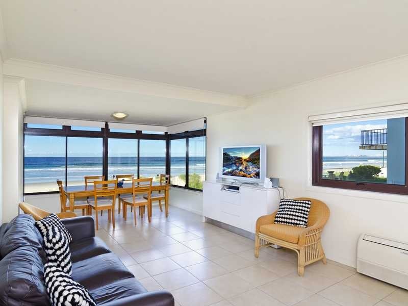 Unit/2/354 The Esplanade, Palm Beach QLD 4221