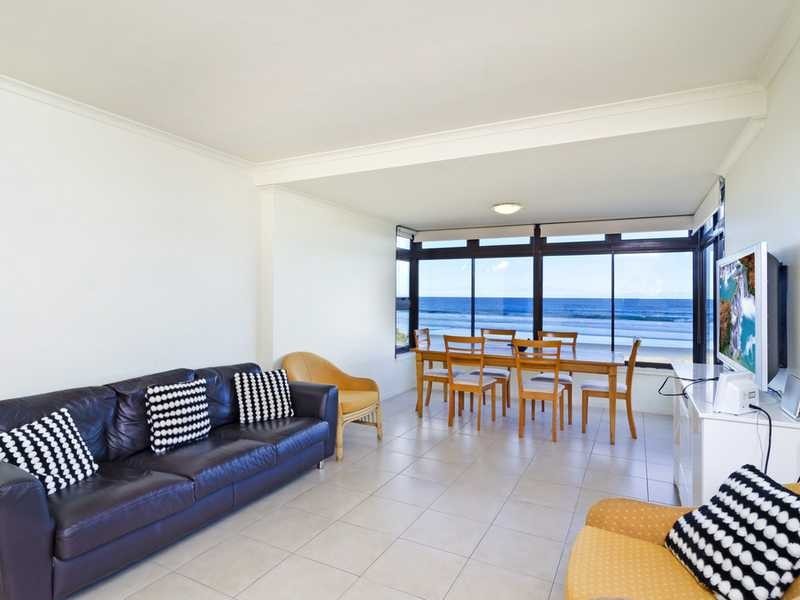 Unit/2/354 The Esplanade, Palm Beach QLD 4221